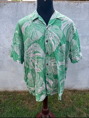 PreOwned Lex Breezy Hawaiian Shirt Green/Pink  Full Button Men's 2XL